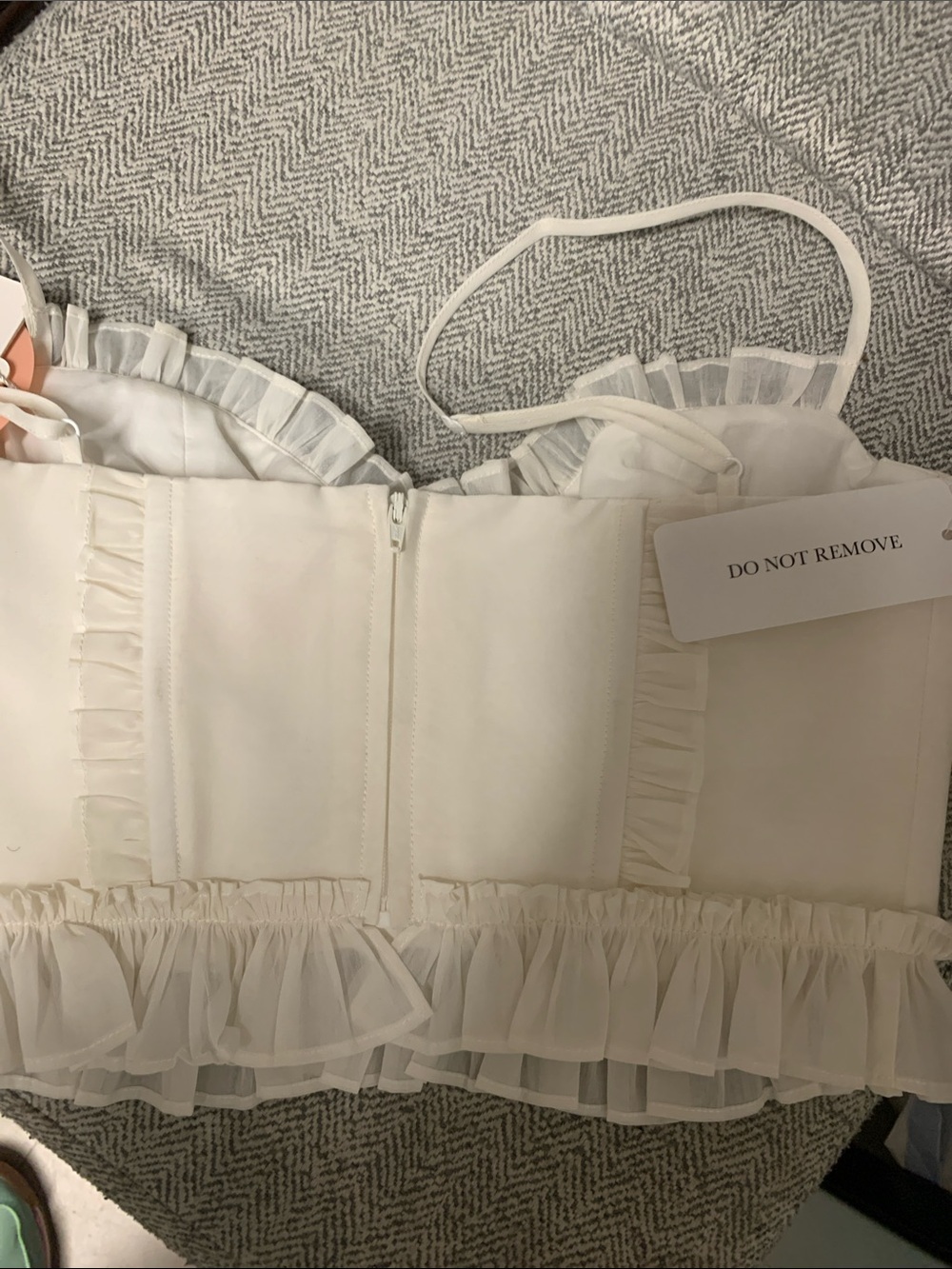 Selkie Cream Ruffled Bustier cropped - Picture 2 of 4
